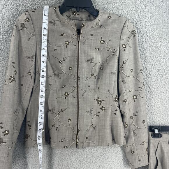 Escada Suit Womens 34 / M Gray Pure New Wool Floral Embroidered Jacket Pants Set - Picture 2 of 16